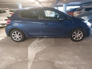 Peugeot 208 ok neopatentati 