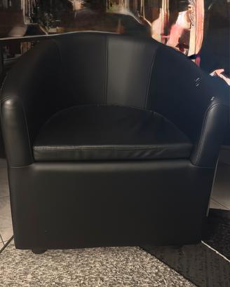 Poltroncina nera