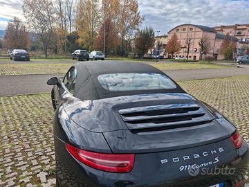 porsche carrera S  911
