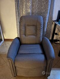 Poltrona reclinabile elettrica