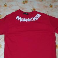maglietta balenciaga 