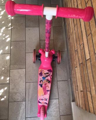 Monopattino 3 ruote Disney Principesse