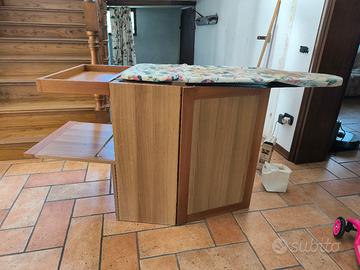 Mobile asse da stiro a scomparsa 