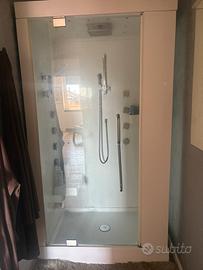 Doccia con bagno turco