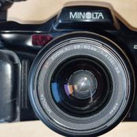 Minolta Dynax 7Xi + 2 obiettivi ZOOM MACRO + acc