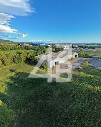 Immobile di 29000 m² con 2 locali a Monfalcone
