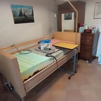 Letto ortopedico motorizzato con accessori