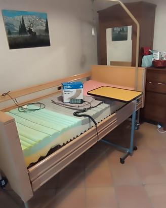 Letto ortopedico motorizzato con accessori