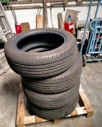 Cerchi in lega 15" + pneumatici