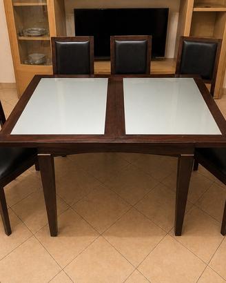 Tavolo allungabile con sedie