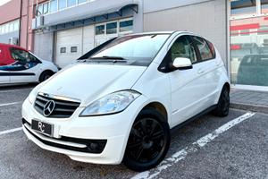 Mercedes classe A160 neopatentati