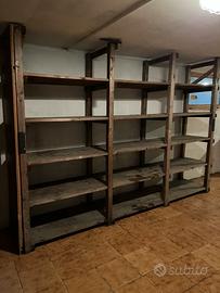 Scansia in legno antica