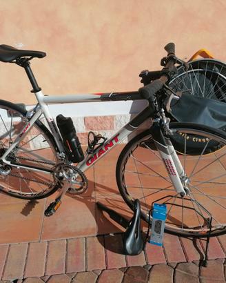 Bici da corsa GIANT TCR