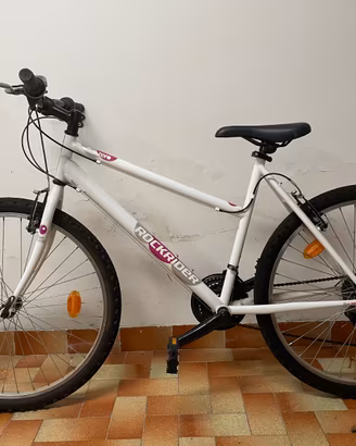 Bicicletta Rockrider telaio 48 cambio shimano