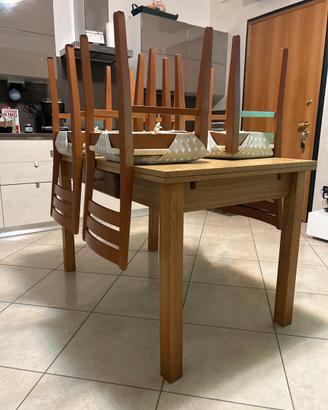 Tavolo in legno