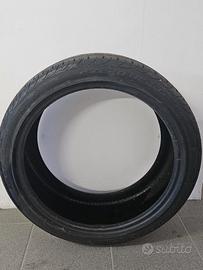Pirelli P Zero Nero Pneumatico Estivo 235/40 ZR19