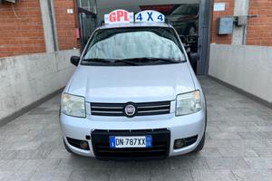 Fiat Panda 1.2 4x4 Climbing GPL