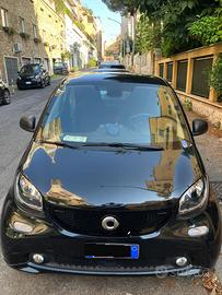 SMART TWO BENZINA NERA METALLIZZATA DEL 6/2018