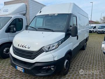 IVECO DAILY 35S14 furgone passo medio tetto alto