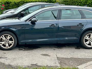 Audi A4 avant doppio treno pneumatici!