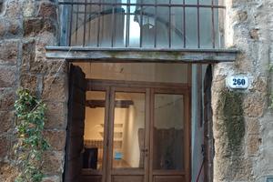 Locale commerciale a Pitigliano.uso galleria o ne
