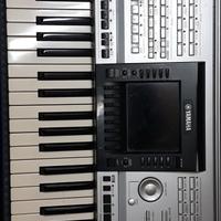 tastiera Yamaha prs 3 000