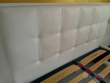 Letto matrimoniale in pelle 
