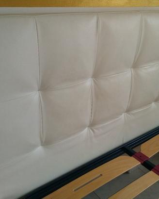 Letto matrimoniale in pelle 