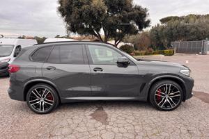 BMW X5 xdrive40d mhev 48V Msport auto