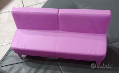 Divano Sofà rosa per la casa di Barbie