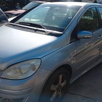 Ricambi mercedes classe B 180 anno 2010 cil 2.0 cd