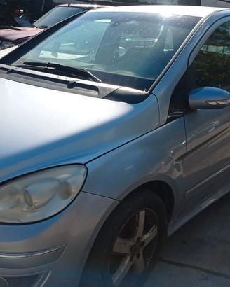 Ricambi mercedes classe B 180 anno 2010 cil 2.0 cd