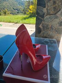 Scarpe decollete vernice rossa tacco a spillo