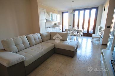 2 LOCALI A CORNAREDO