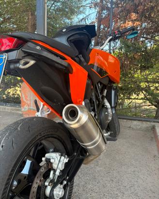 Ktm duke 690