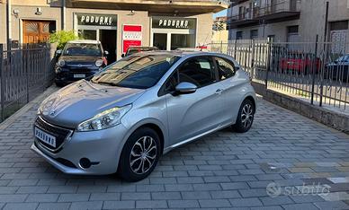 Peugeot 208 PureTech 82 3 porte Active