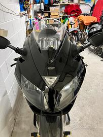 Kawasaki zx12r 2002