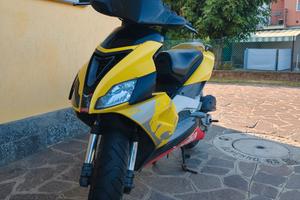 APRILIA SR 50 R
