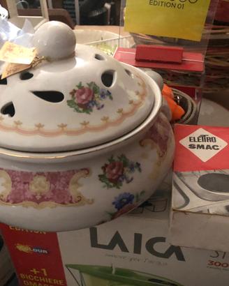 Oggettini vari nuovi e vintage e casalinghi-cucina