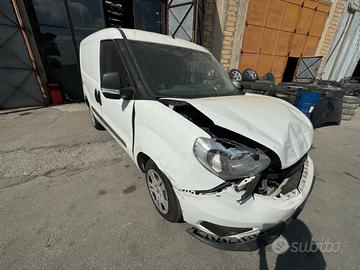 Ricambi Fiat Doblo 1.6 MTJ 105cv 16v del 2017