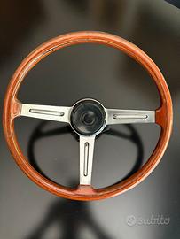 Volante Alfa Romeo anni 70 VG Hellebore