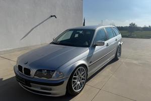 Bmw 320i (2.2) 170 Cv Touring Attiva automatica