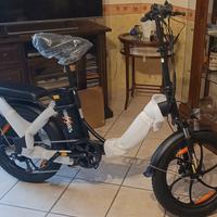 Bicicletta elettrica nuova 