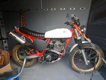 Sella e serbatoio custom yamaha xt600 