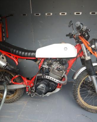 Sella e serbatoio custom yamaha xt600 