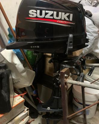 Motore Suzuki 4CV 4T pratico per Camper o Roulotte