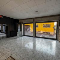 NEGOZIO A LECCO