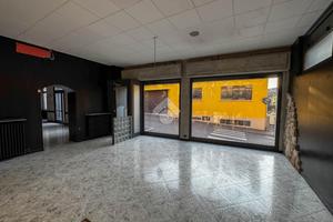 NEGOZIO A LECCO