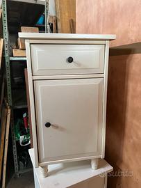 Mobiletto shabby chic con cassetto e anta – colore