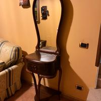 Ingresso con specchiera